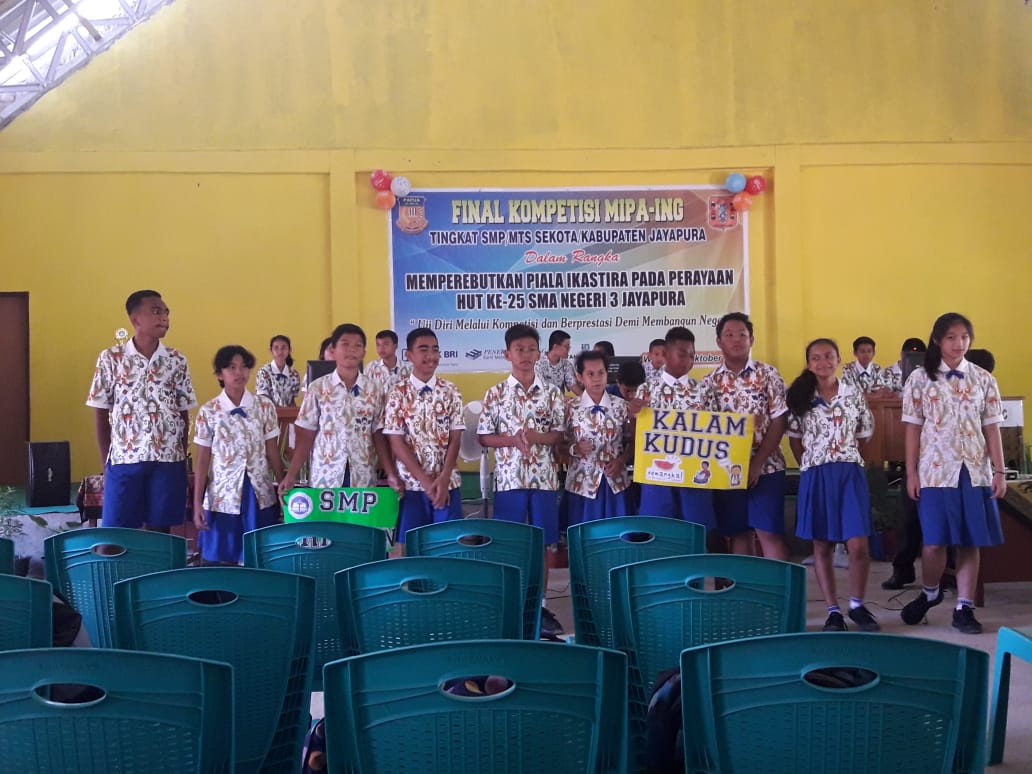 SMP Kristen Kalam Kudus Jayapura peringkat 2 dan 3 di 